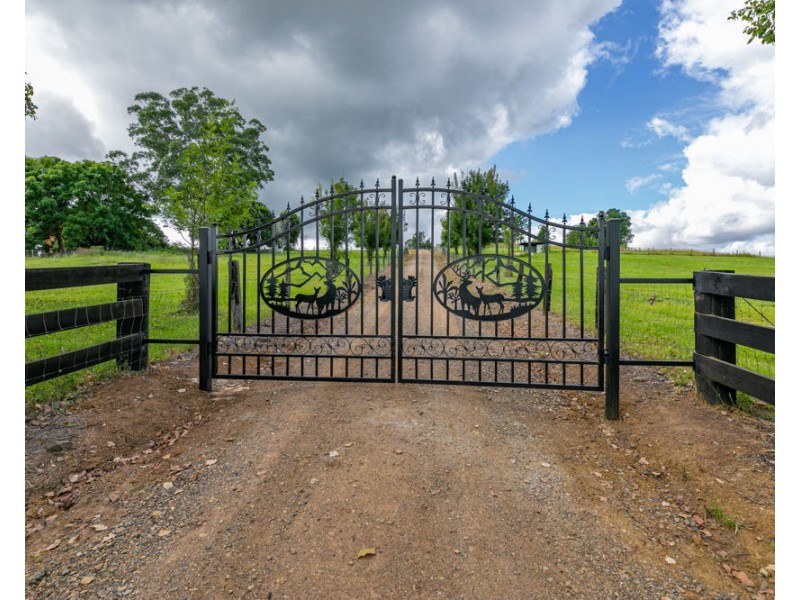 480 Cove Road, Stanmore QLD 4514