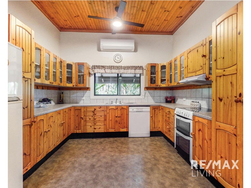 19 Brett Road, Blackbutt South QLD 4306