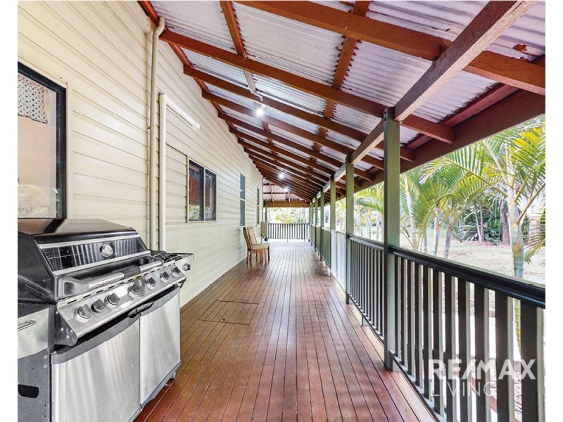 19 Brett Road, Blackbutt South QLD 4306