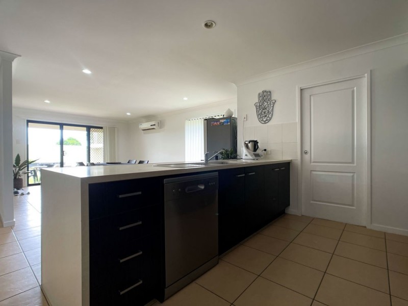 19 Eeles Drive, Morayfield QLD 4506