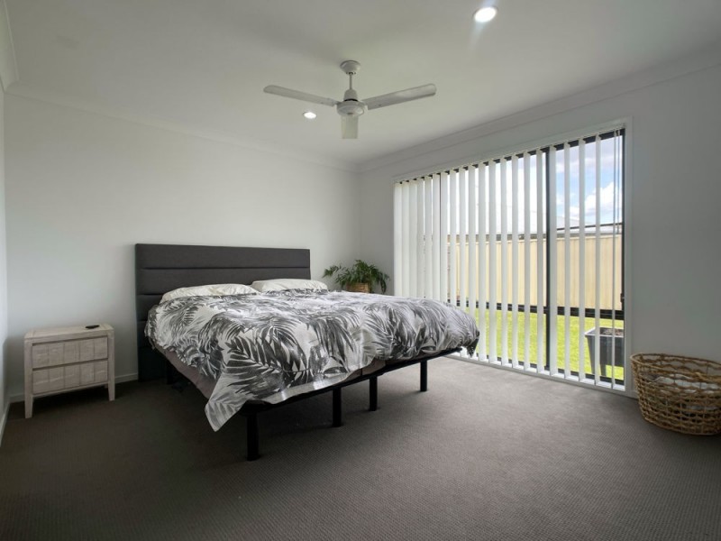 19 Eeles Drive, Morayfield QLD 4506