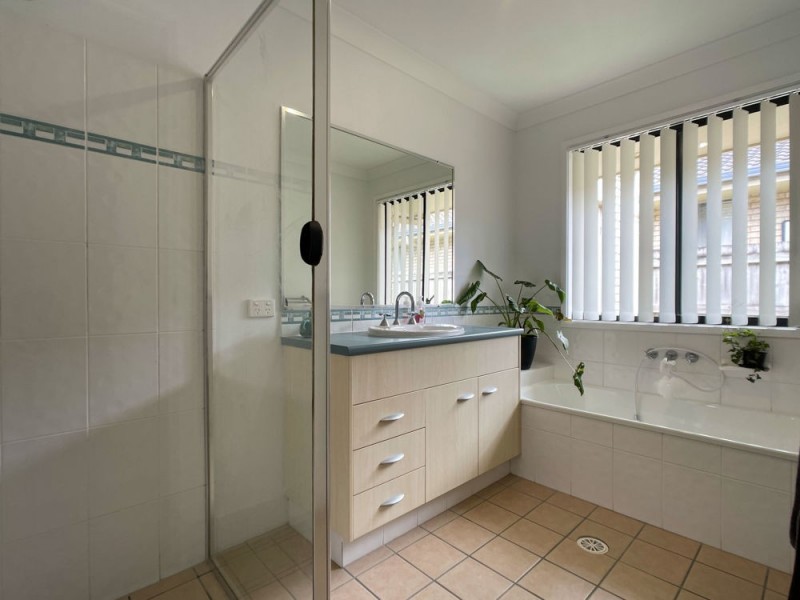 19 Eeles Drive, Morayfield QLD 4506