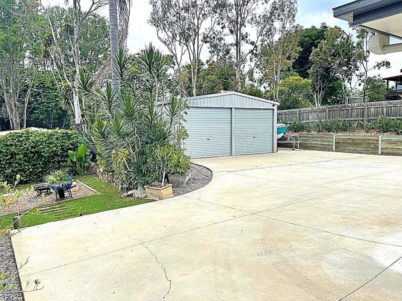 54 Pooles Road, Villeneuve QLD 4514