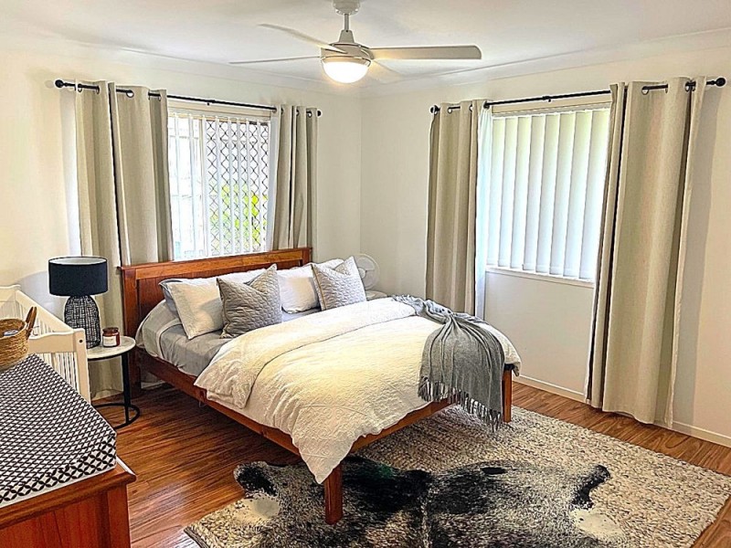 54 Pooles Road, Villeneuve QLD 4514