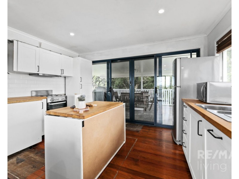 196 Patricks Road, Ferny Hills QLD 4055