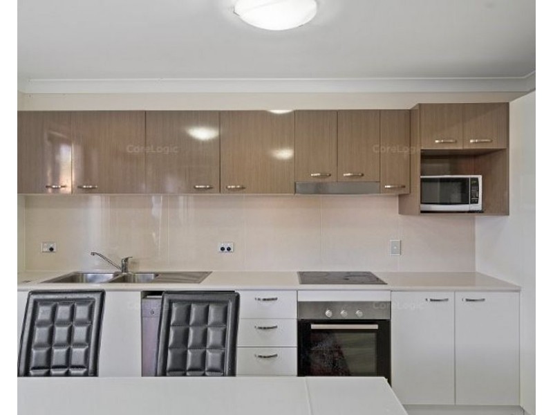 27/29-33 Juers Street, Kingston QLD 4114