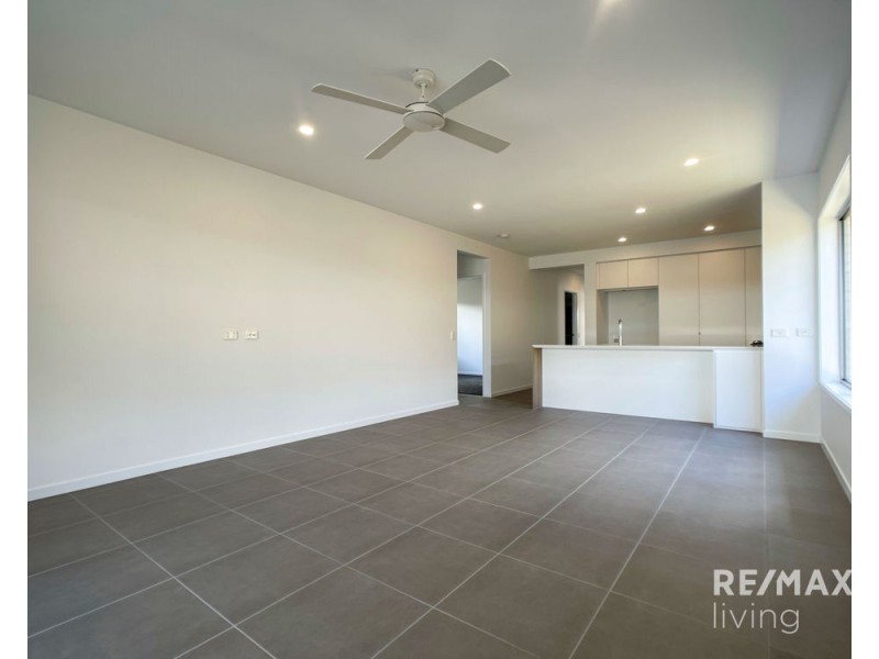 31 Crawford Street, Strathpine QLD 4500