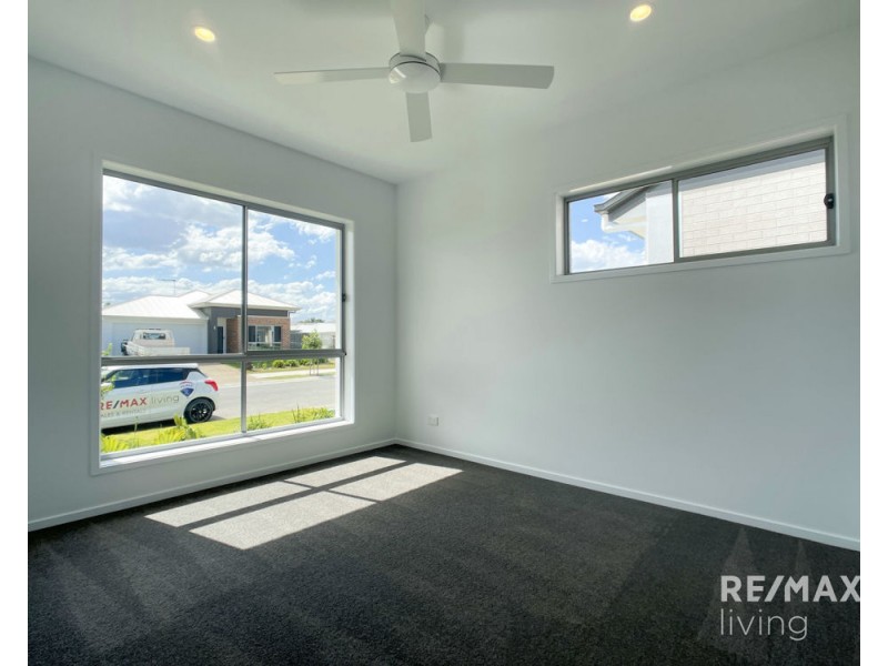 31 Crawford Street, Strathpine QLD 4500