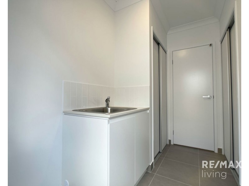 31 Crawford Street, Strathpine QLD 4500