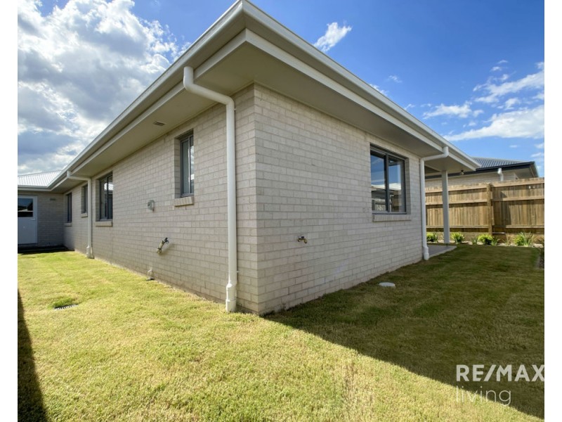 31 Crawford Street, Strathpine QLD 4500