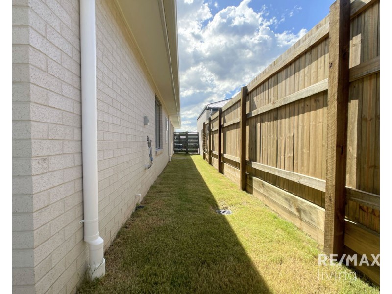 31 Crawford Street, Strathpine QLD 4500