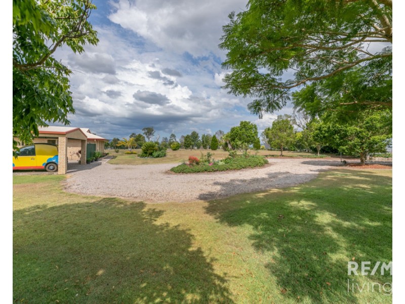 41 Montana Place, Woolmar QLD 4515