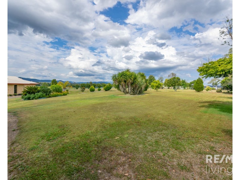 41 Montana Place, Woolmar QLD 4515