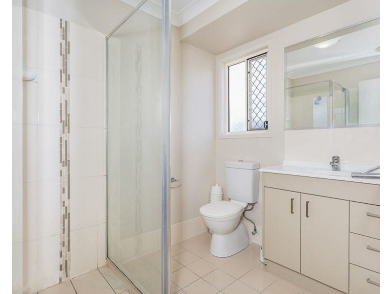 2/44 Water Fern Drive, Caboolture QLD 4510