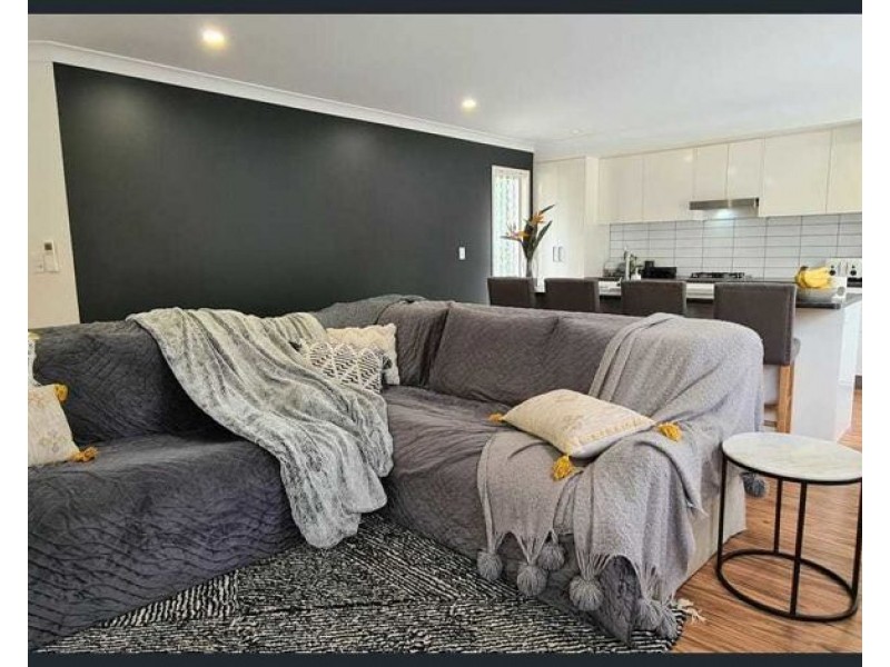 54 Pooles Road, Villeneuve QLD 4514