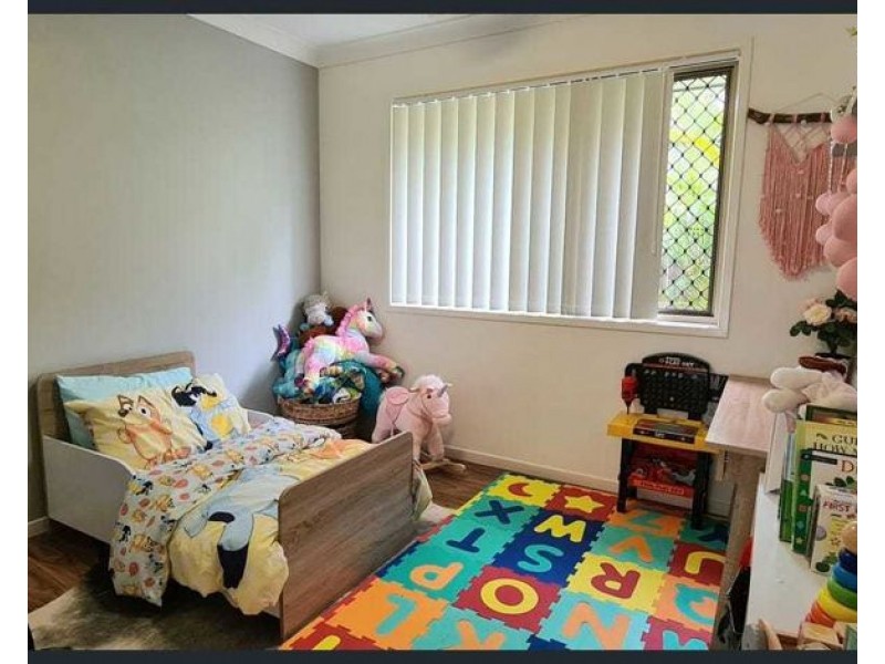 54 Pooles Road, Villeneuve QLD 4514