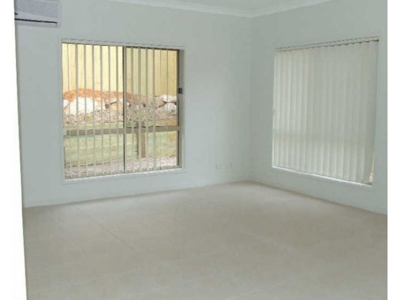 26 Marsh Parade, North Lakes QLD 4509