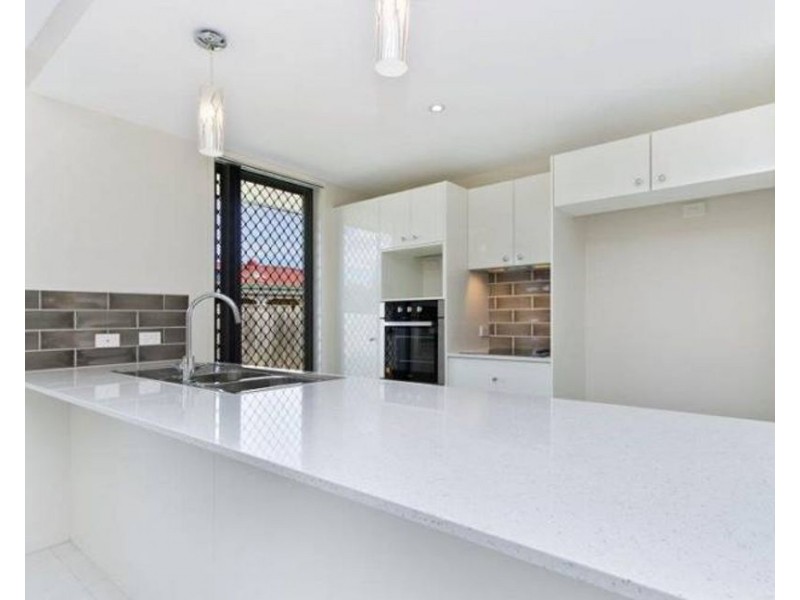 82 Hodgskin Street, Caboolture QLD 4510