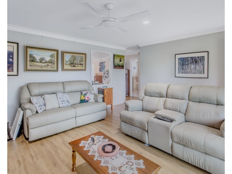16 Caccini Crescent, Burpengary QLD 4505