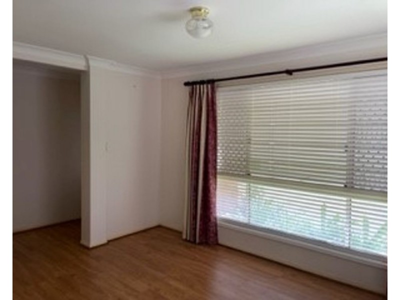 14 Carlton Court, Upper Caboolture QLD 4510