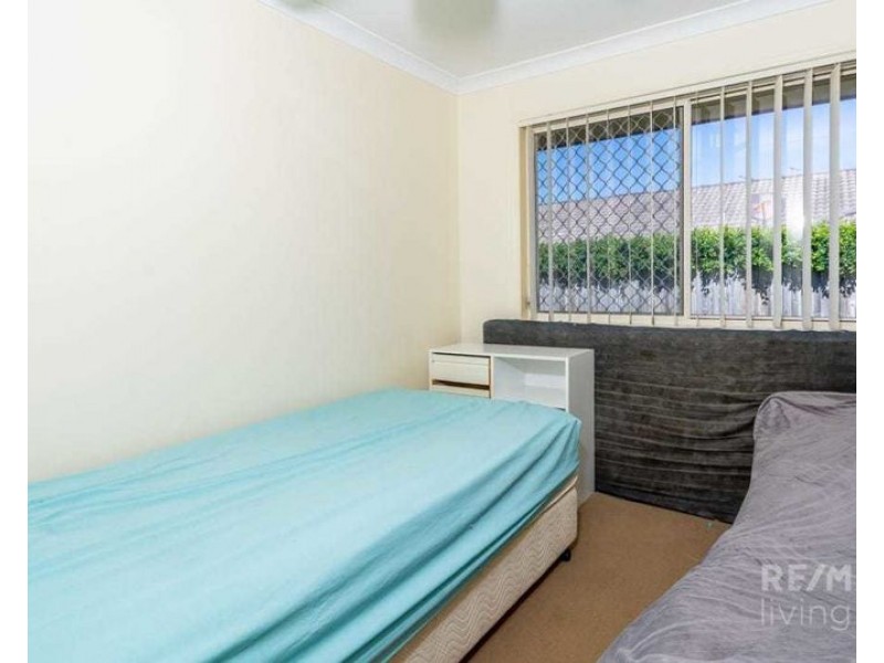 22 Dobell Street, Rothwell QLD 4022