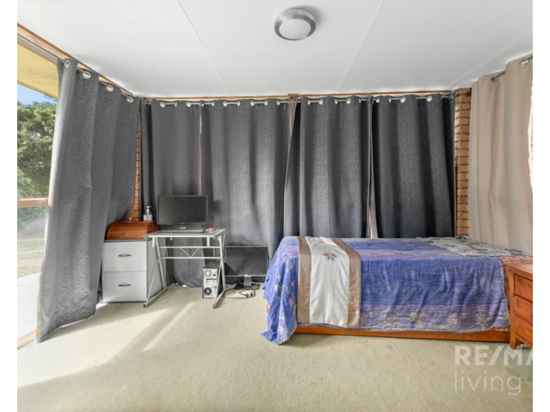 54-56 Kauri Court, Woodford QLD 4514