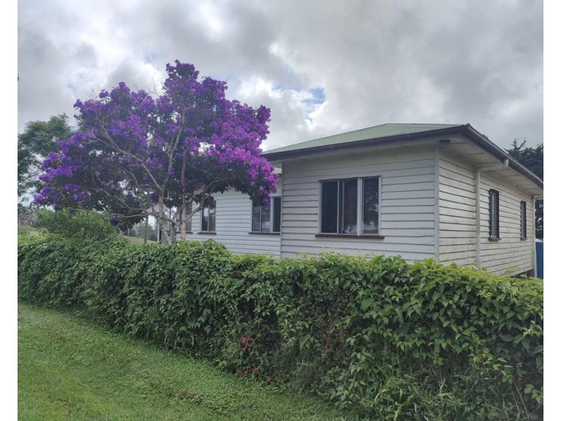 30 Robinson Road, Mount Mee QLD 4521