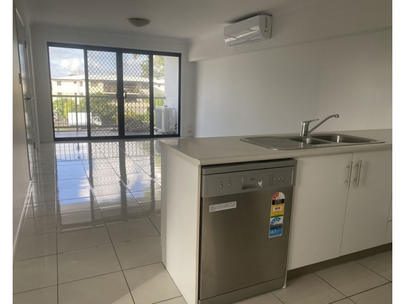 10/26 Lower King Street, Caboolture QLD 4510
