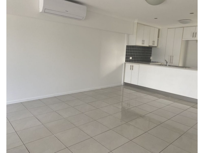 10/26 Lower King Street, Caboolture QLD 4510