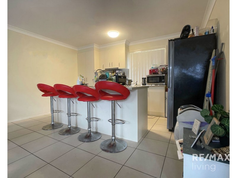 7 Chase Crescent, North Lakes QLD 4509