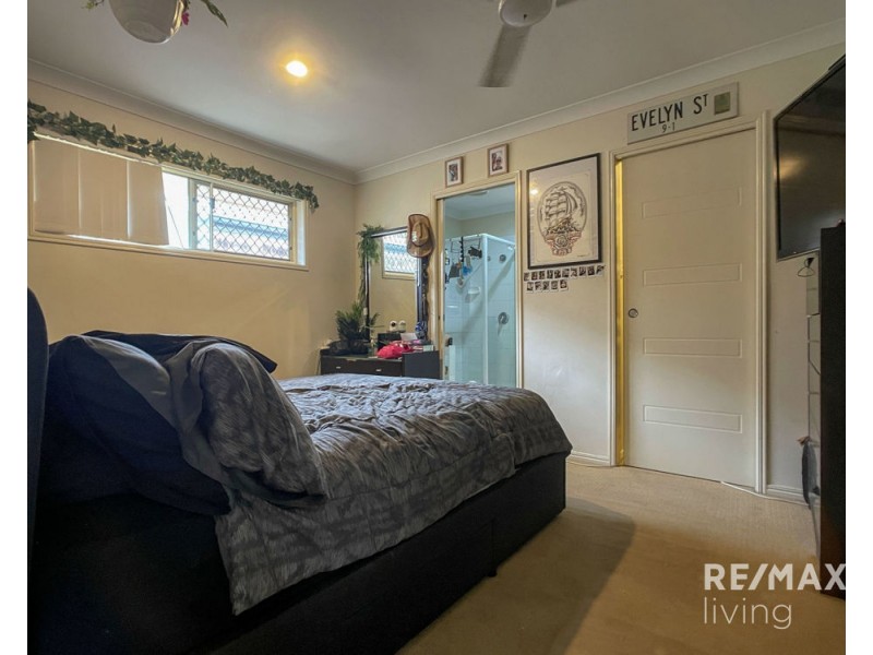 7 Chase Crescent, North Lakes QLD 4509