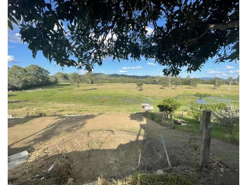 32 Ridge Street, Kilcoy QLD 4515