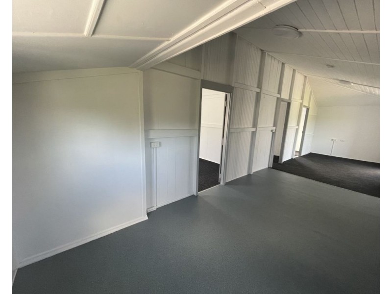 32 Ridge Street, Kilcoy QLD 4515