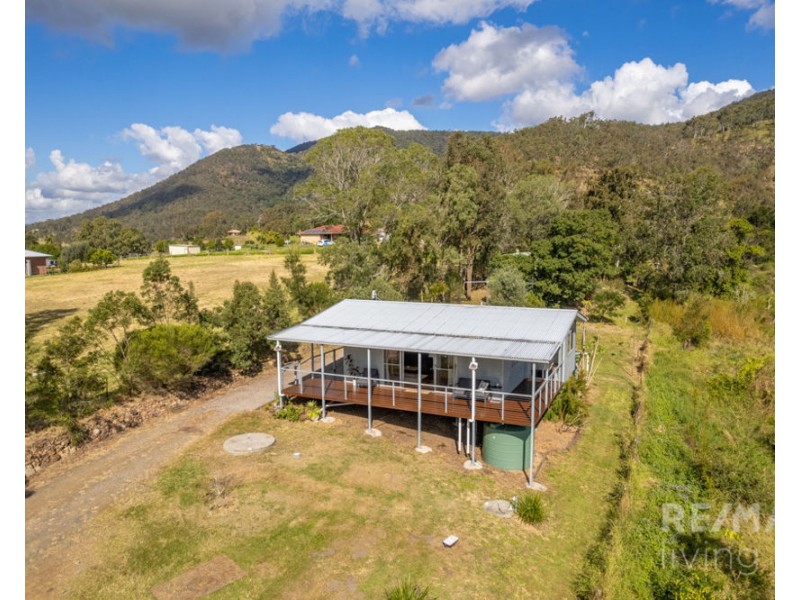 1321 Neurum Road, Mount Archer QLD 4514