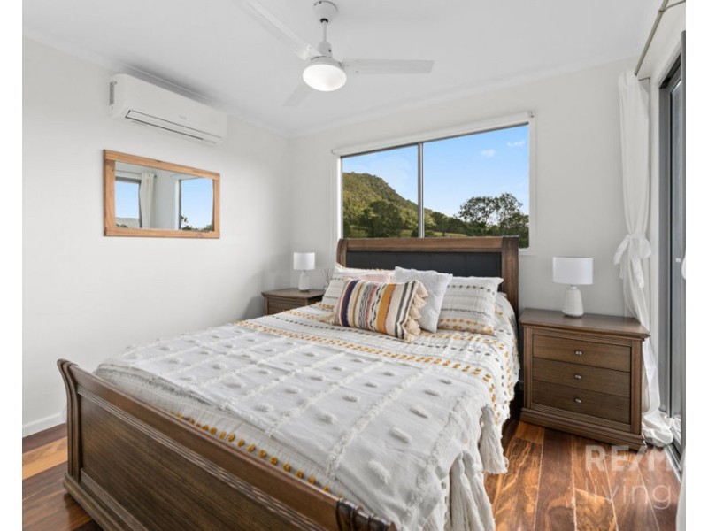 1321 Neurum Road, Mount Archer QLD 4514