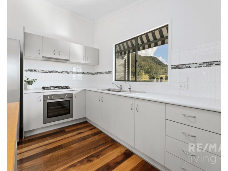 1321 Neurum Road, Mount Archer QLD 4514