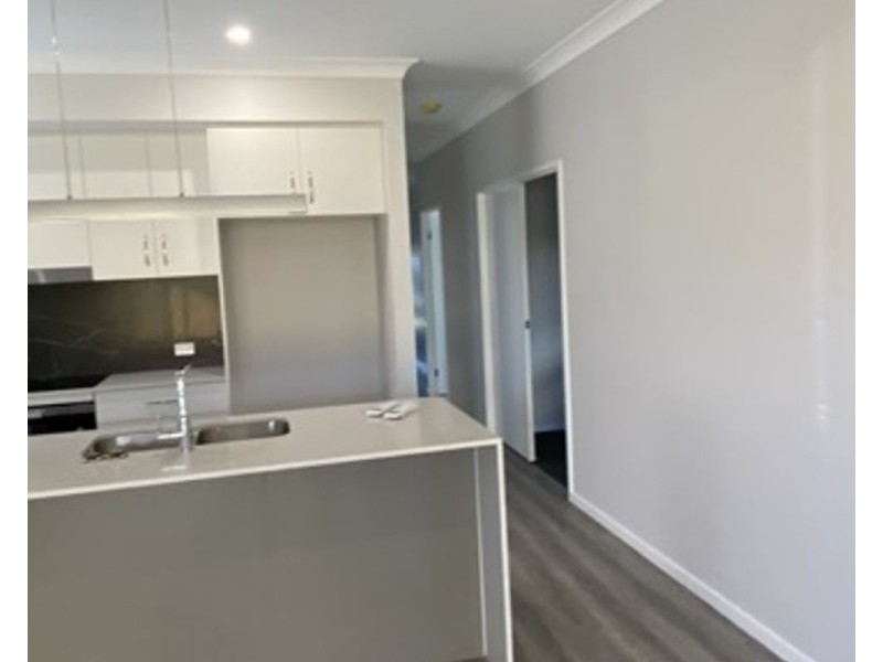 29 Aegean Avenue, Newport QLD 4020