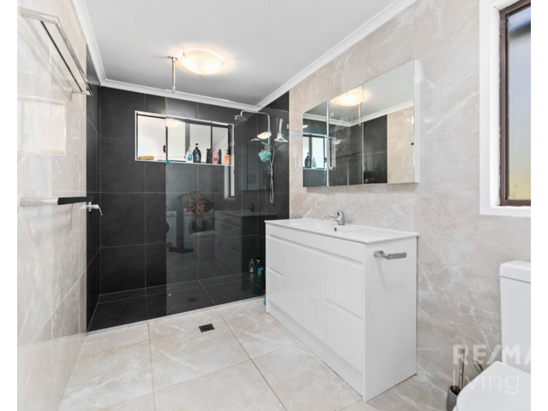 4074 D’Aguilar Highway, Royston QLD 4515