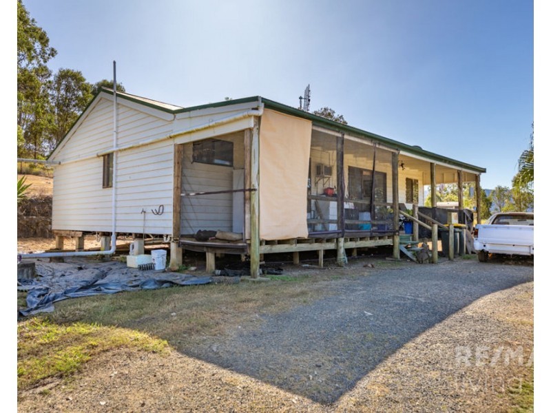 4074 D’Aguilar Highway, Royston QLD 4515