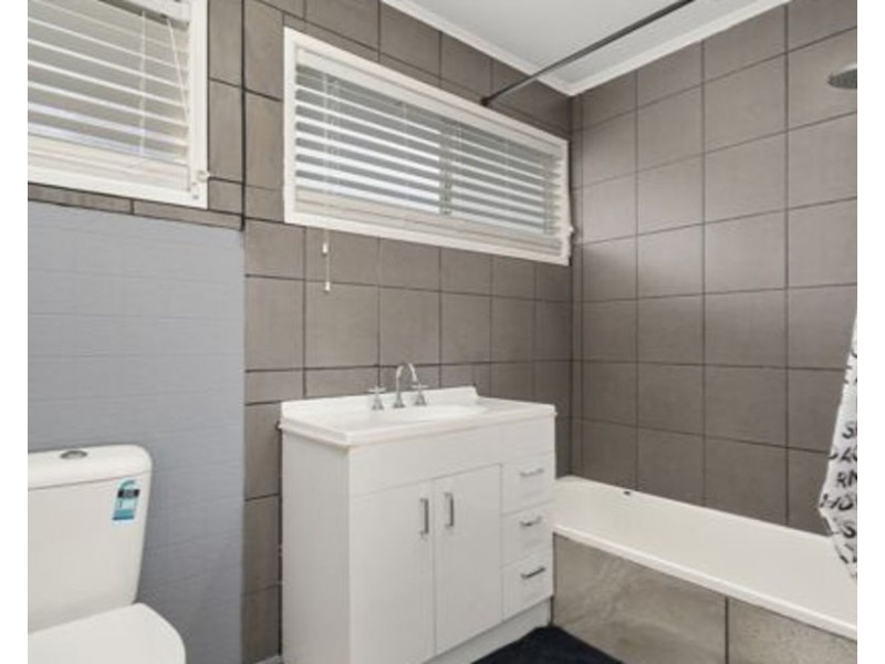 23 Moon Street, Caboolture South QLD 4510