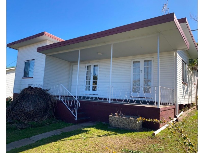 26 Taylor Street, Kilcoy QLD 4515