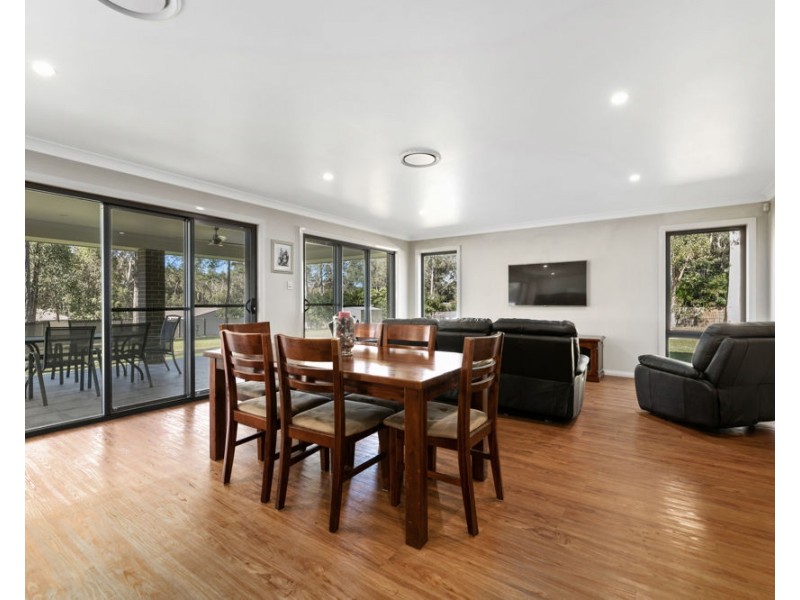 215 Hauton Road, Burpengary QLD 4505