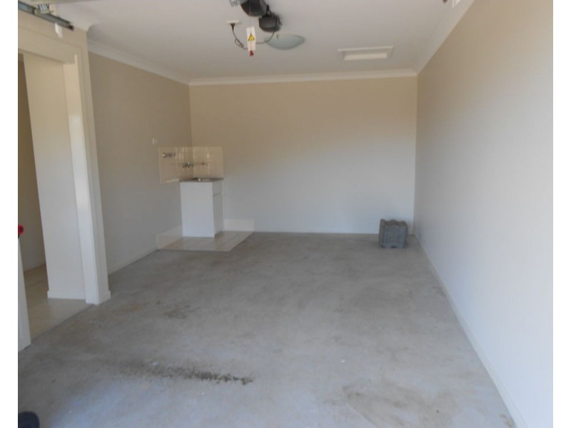 1/48 Water Fern Drive, Caboolture QLD 4510
