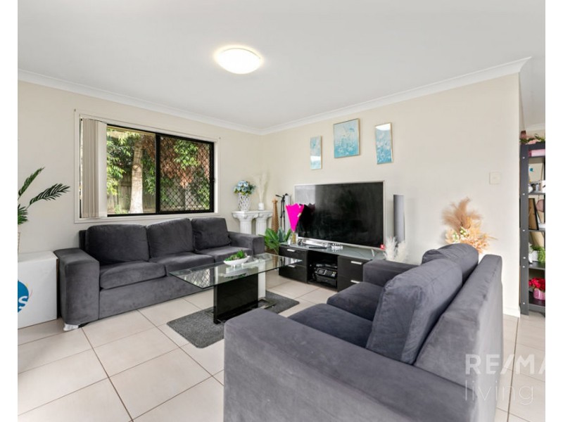 3 Hedley Drive, Woolmar QLD 4515