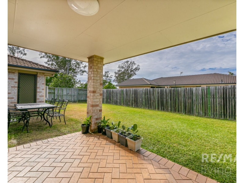 3 Hedley Drive, Woolmar QLD 4515