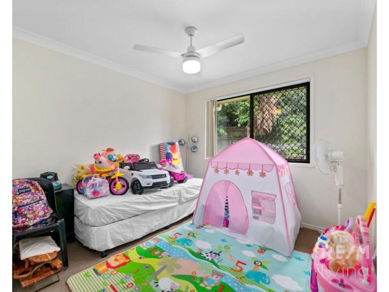 3 Hedley Drive, Woolmar QLD 4515