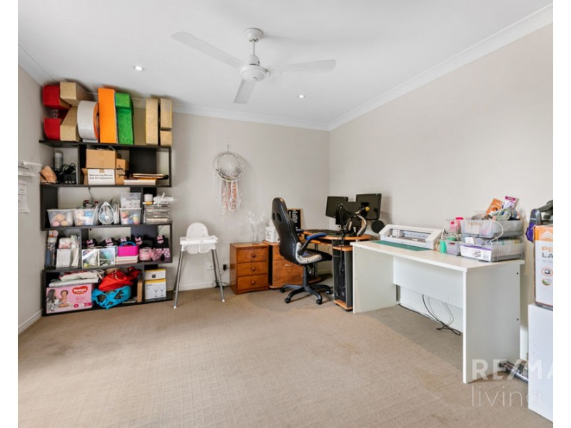 3 Hedley Drive, Woolmar QLD 4515