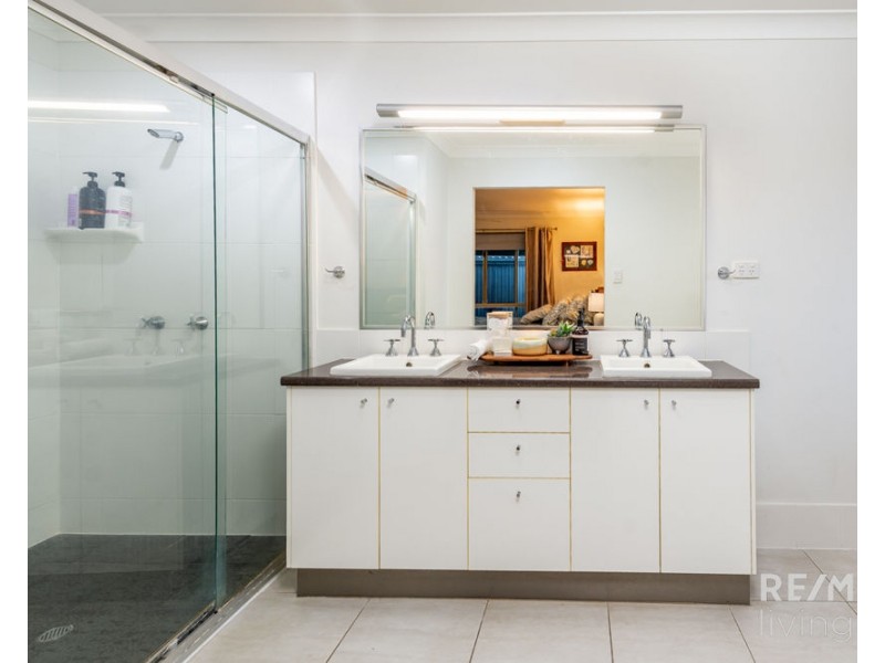 9 Cycad Drive, Upper Caboolture QLD 4510