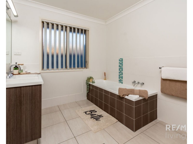 9 Cycad Drive, Upper Caboolture QLD 4510
