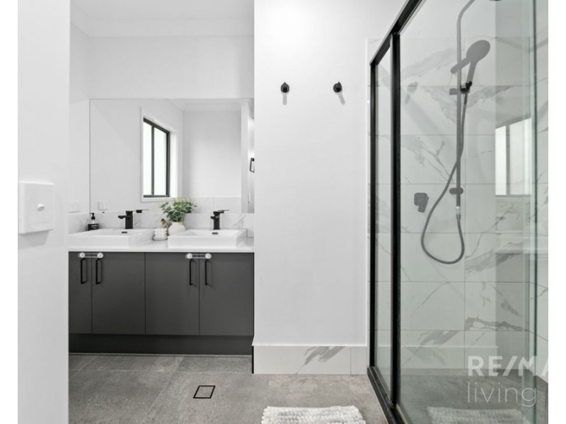 2 Dingo Drive, Caboolture South QLD 4510